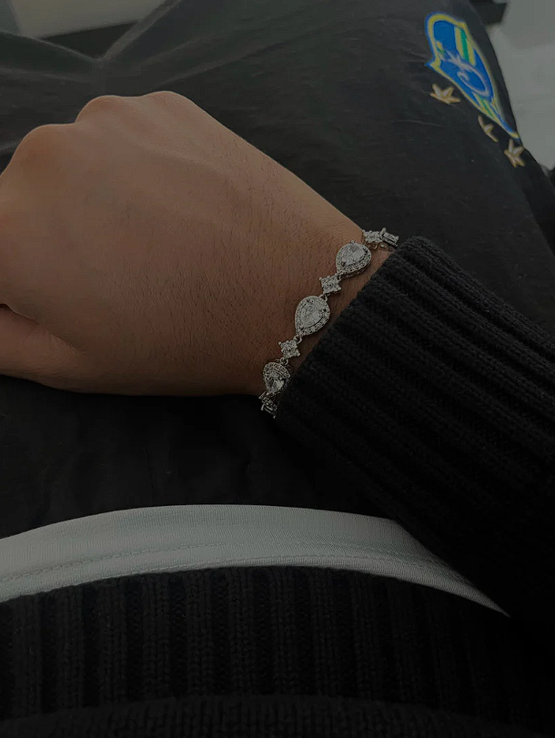 Star Droplet Bracelet